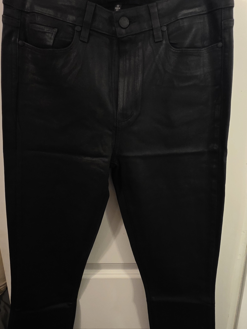 PAIGE Hoxton- Never Worn Women's Skinny Coated Jeans